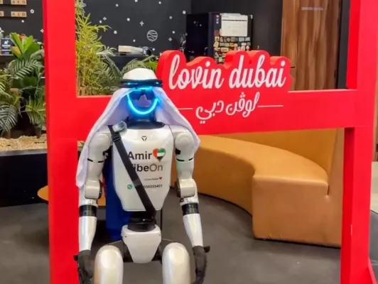 Amir VibeOn w Lovin Dubai! Jak robot-influencer skradł show przed kamerami