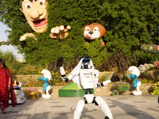 Amir VibeOn in Dubai Miracle Garden! Floral Madness and Cosmic Tech