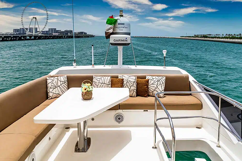 Prywatny Rejs The Perl 48 FT - obrazek 3